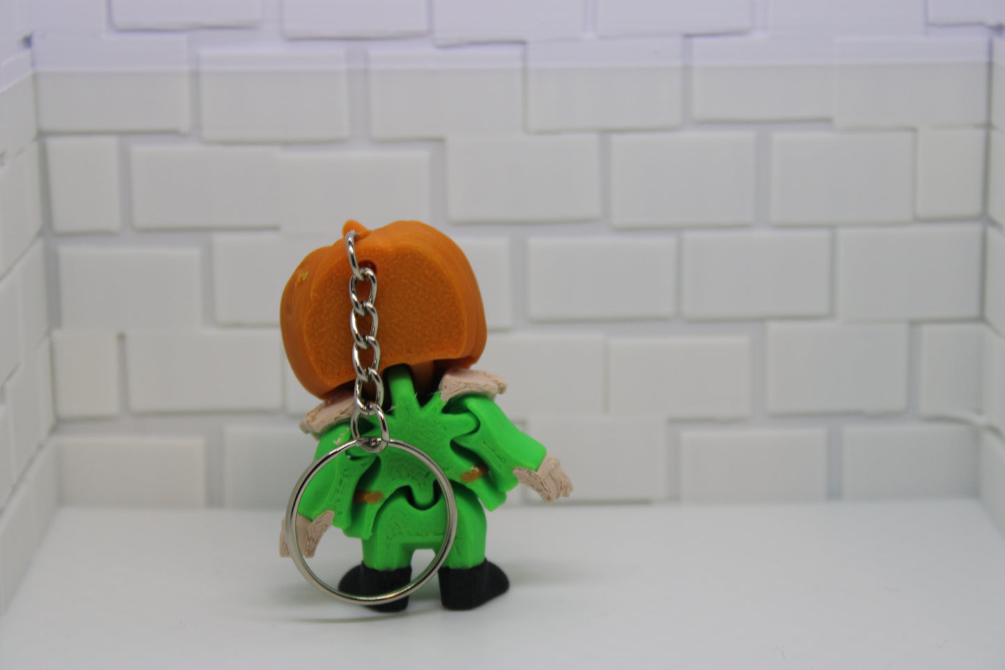 Spooky Season Companion: Pumpkin Keychain
