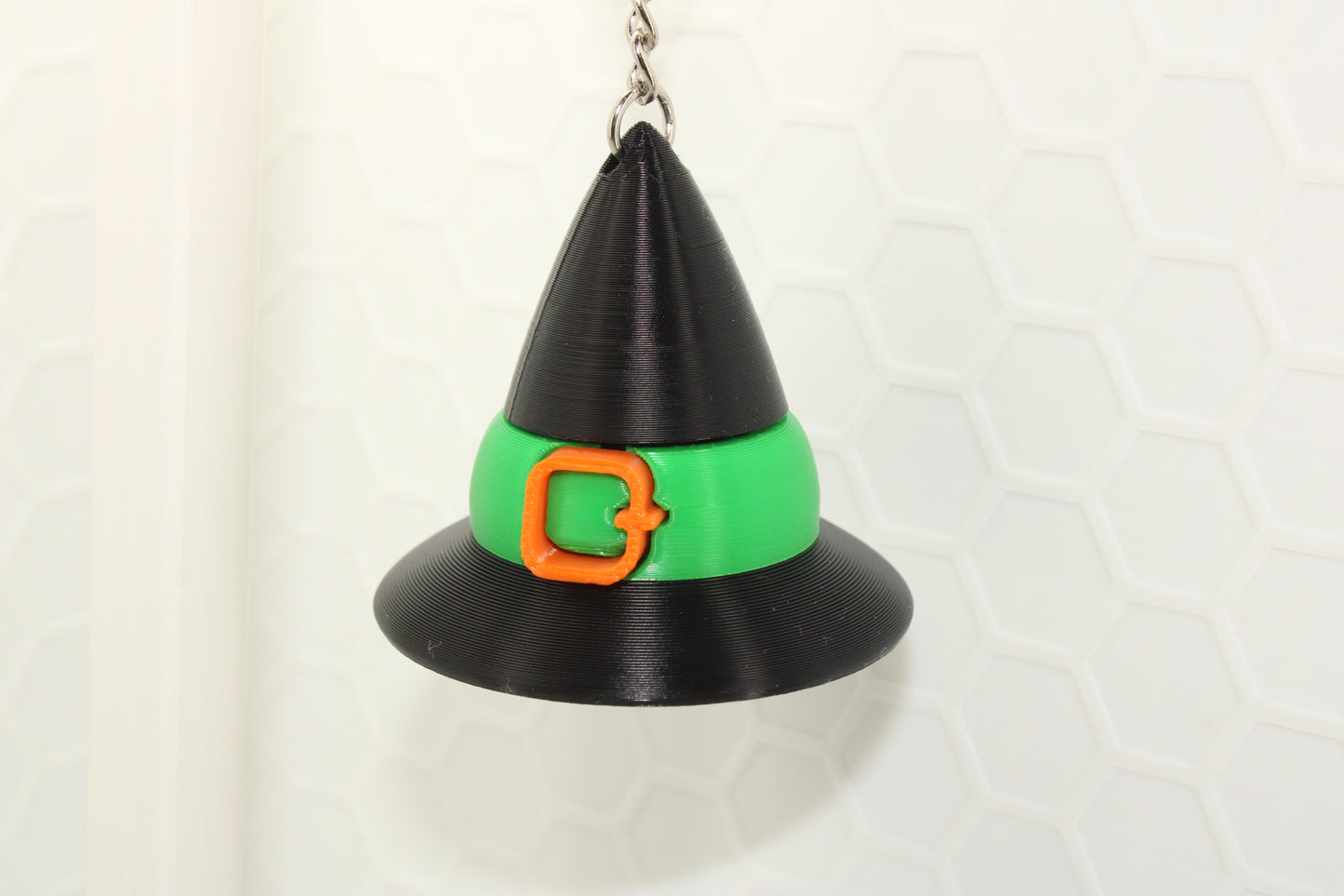 Spinning Witch Hat Fidget Keychain
